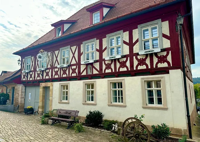 Cosy Historic Brewery With Beautiful Outdoor Space
